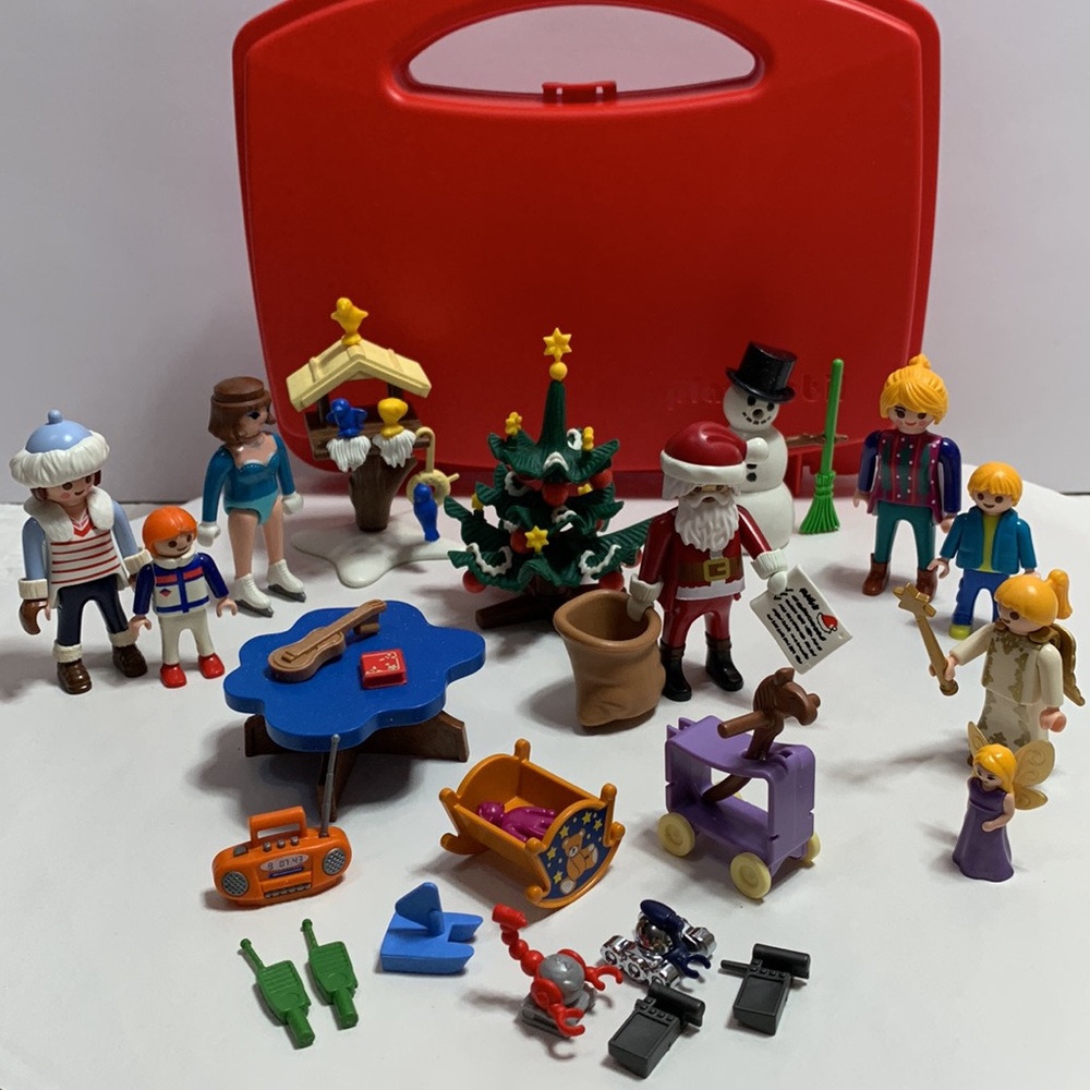 Playmobil Winter Advent Calendar w/Case